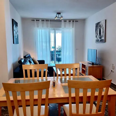 Apartment Garden With Sea View In *